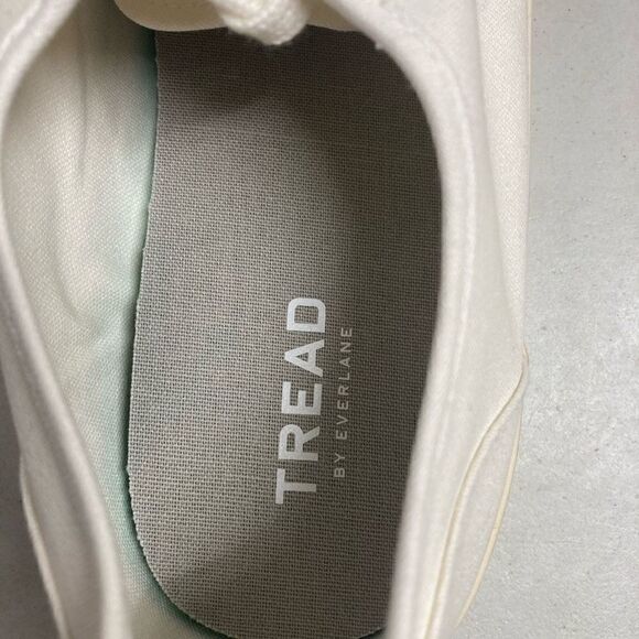 TREAD BY EVERLANE Unisex White Sneakers Female 12.5 Male 10.5 New With Defects - Picture 9 of 10